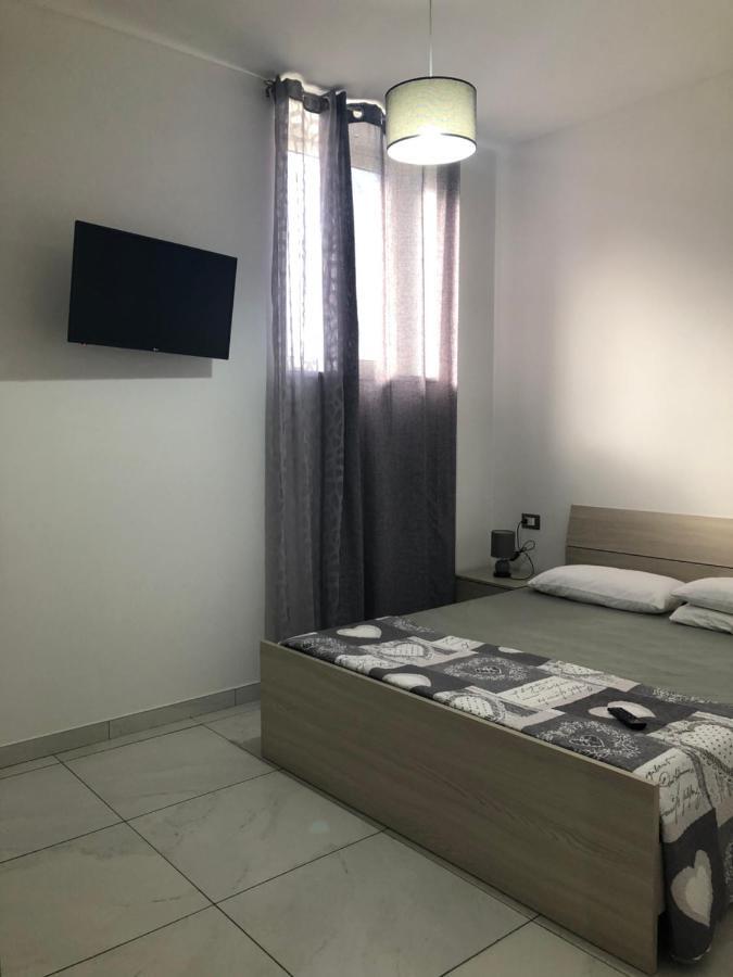 Holiday Affittacamere Corigliano Calabro Exterior foto